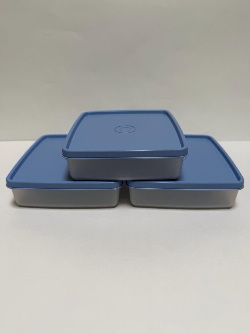 3/$20 Tupperware Sandwich Containers (3) EUC